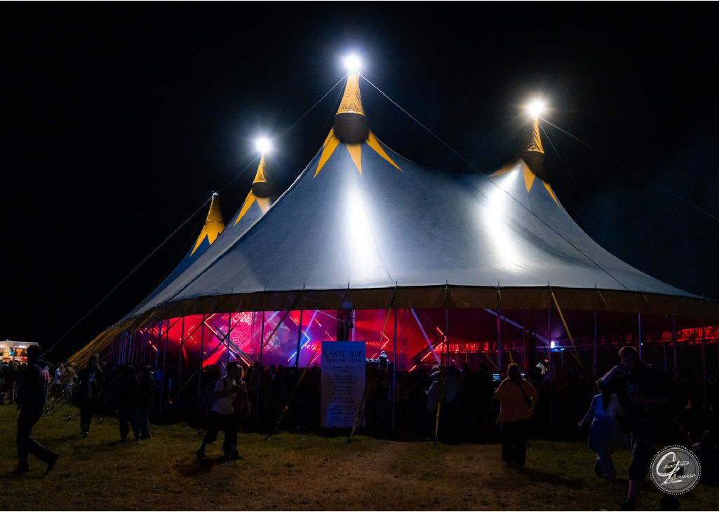 scène couverte sous chapiteau de cirque 25m