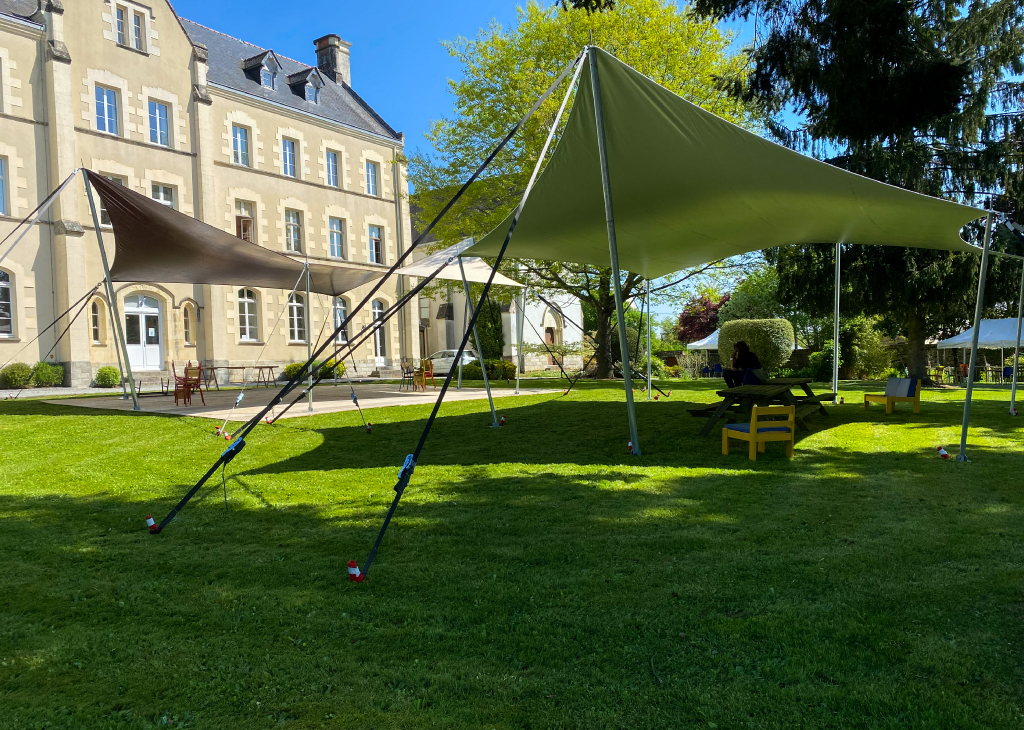 concert sous un chapiteau de cirque 15 × 20M