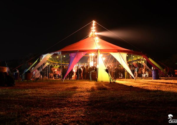 kahut palace chapiteau 15X20m exterieur magikpalace chapiteau 15x20m interieur magik palace